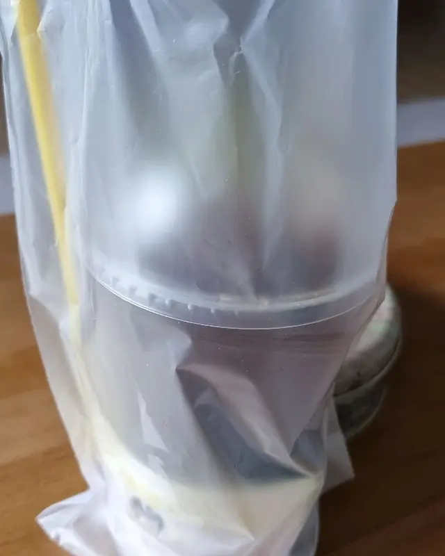 테이크 아웃 음료 포장 모습