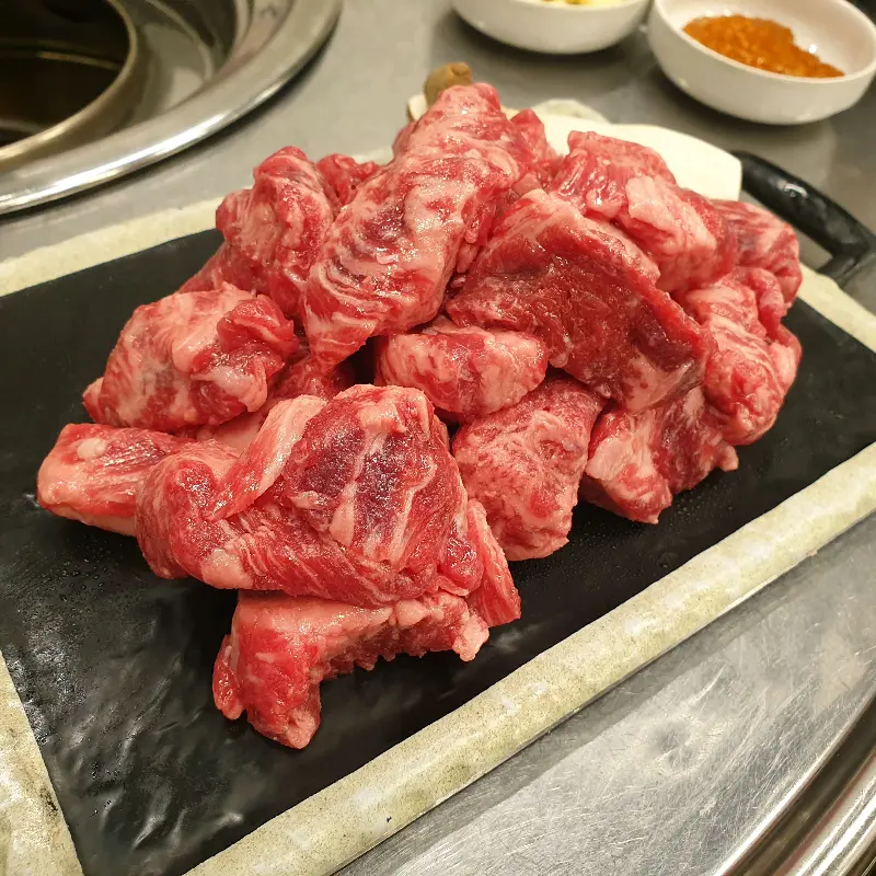 신선한 소갈비살