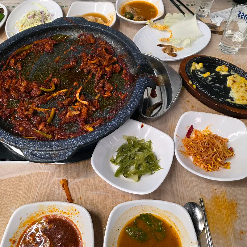 오리고기 기름에 볶아진 볶음밥