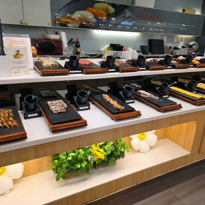 초밥 코너 전경