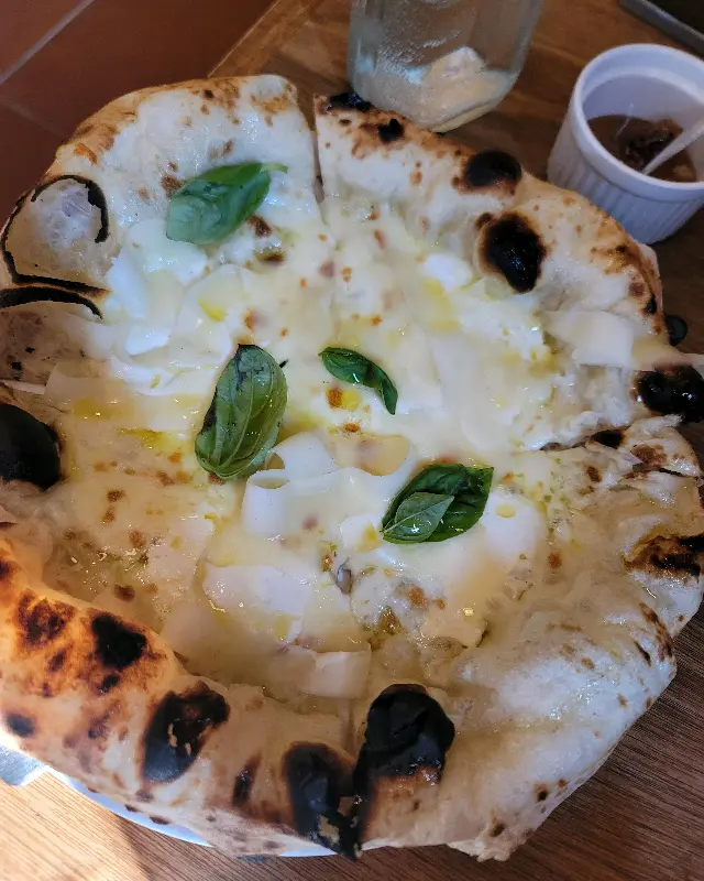 포르마지 피자 근접 샷