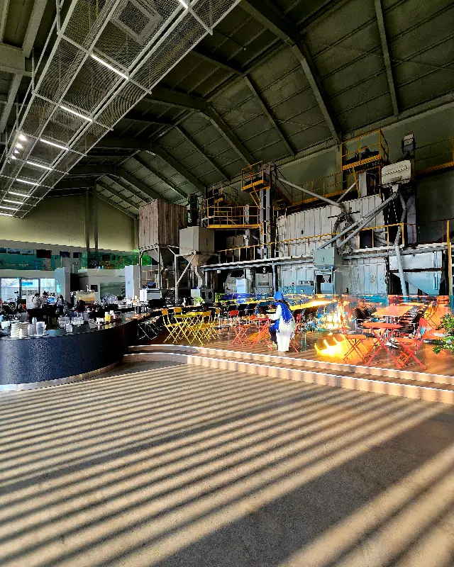 카페 내부 전경2