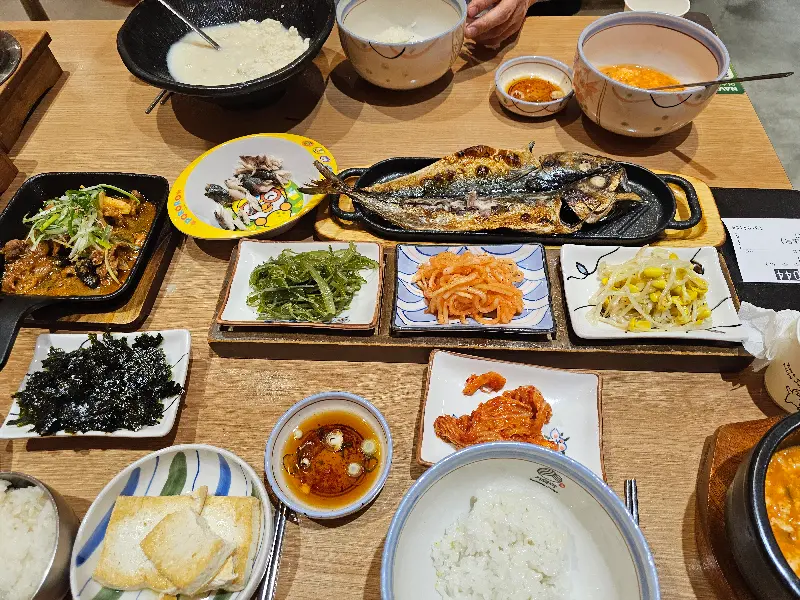 백중기와야순두부 한상차림