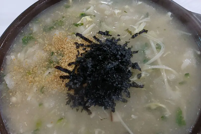 옹심이 클로즈업 사진