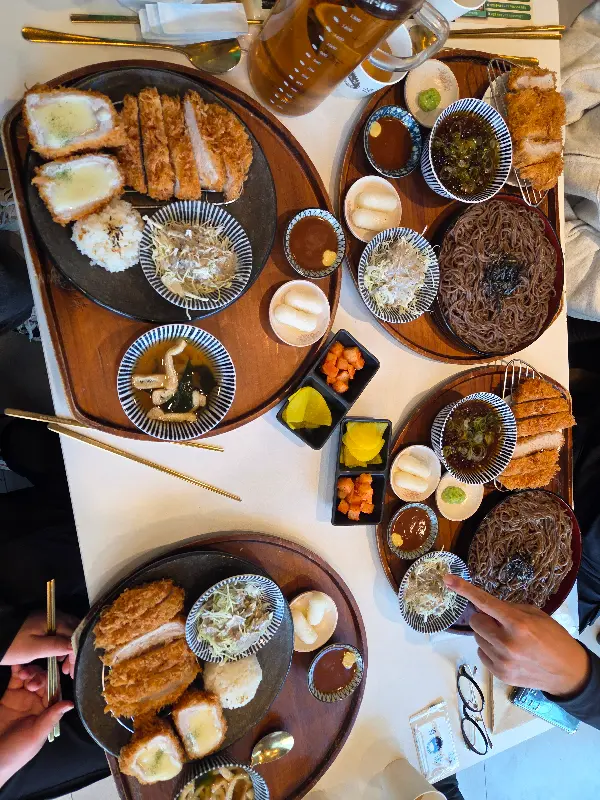 돈까스와 곁들여 먹기 좋은 샐러드