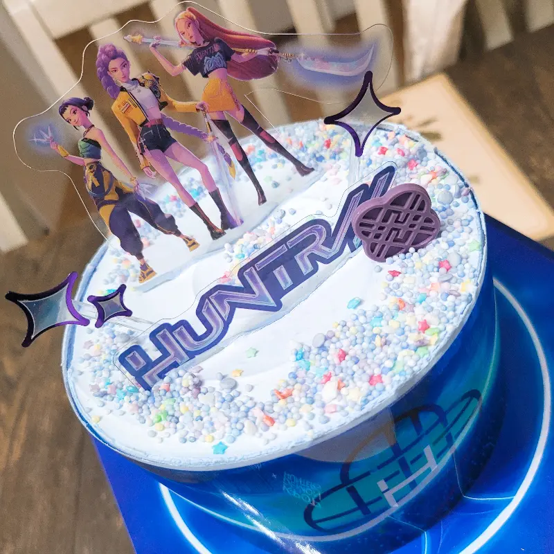 헌트릭스 케이크의 화려한 비주얼