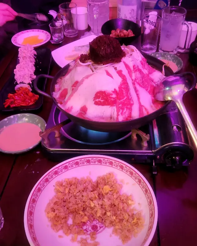 푸짐한 화산마라짬뽕탕 한 상 차림