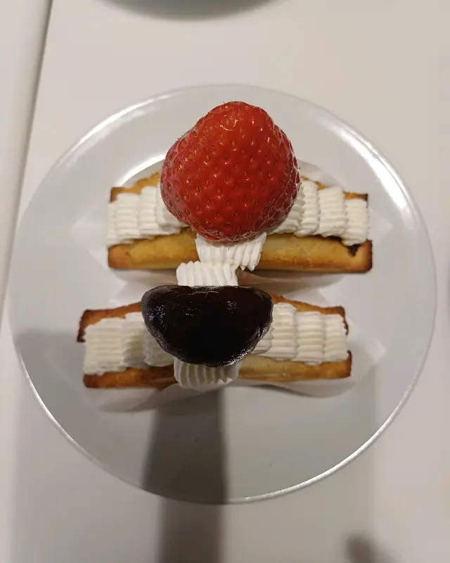 보늬밤 토스트 확대 사진