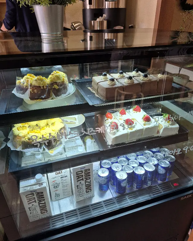 케이크 쇼케이스