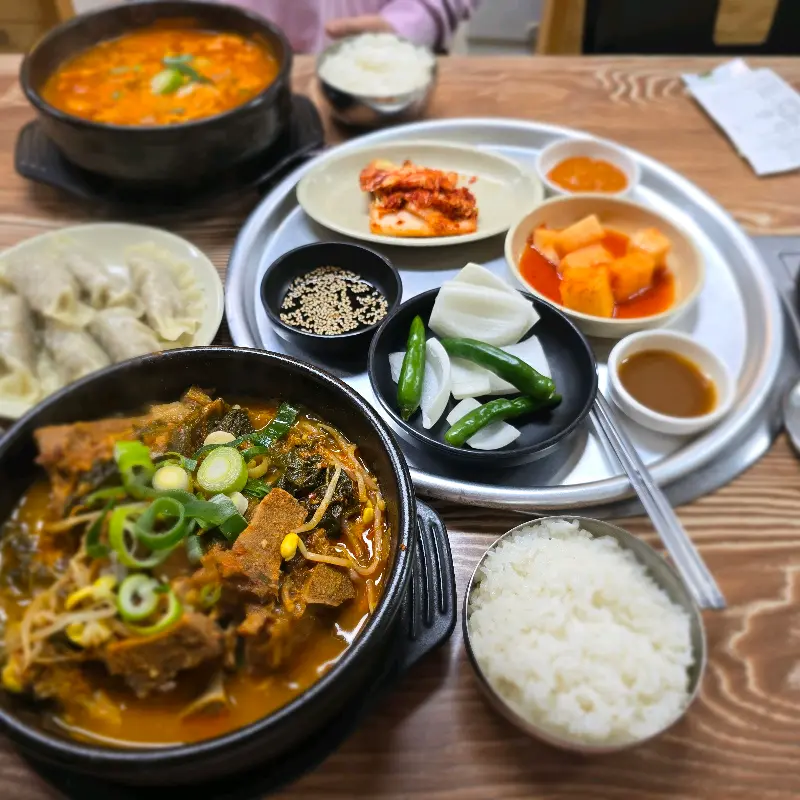 푸짐한 한상차림