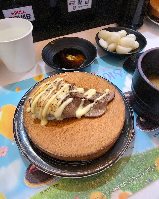 정갈하게 담겨 나온 초밥