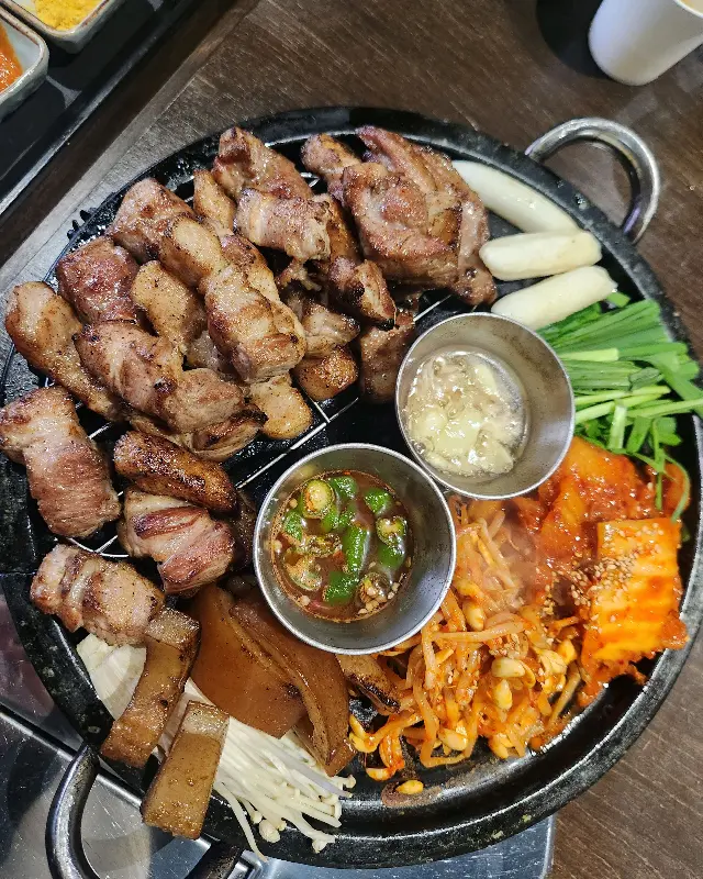 두투미 매장 내부