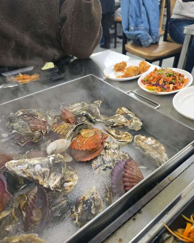 굴 요리 한 상 차림