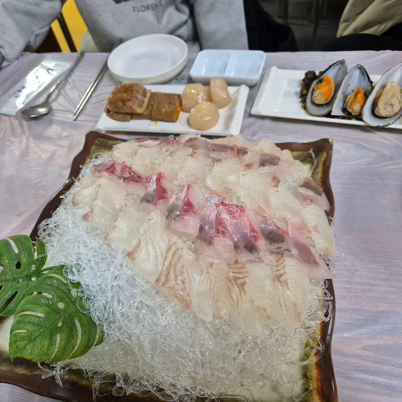 싱싱함이 눈으로도 느껴지는 회