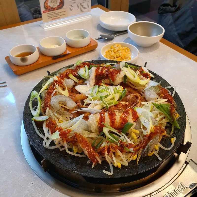 쭈꾸미 한상 차림