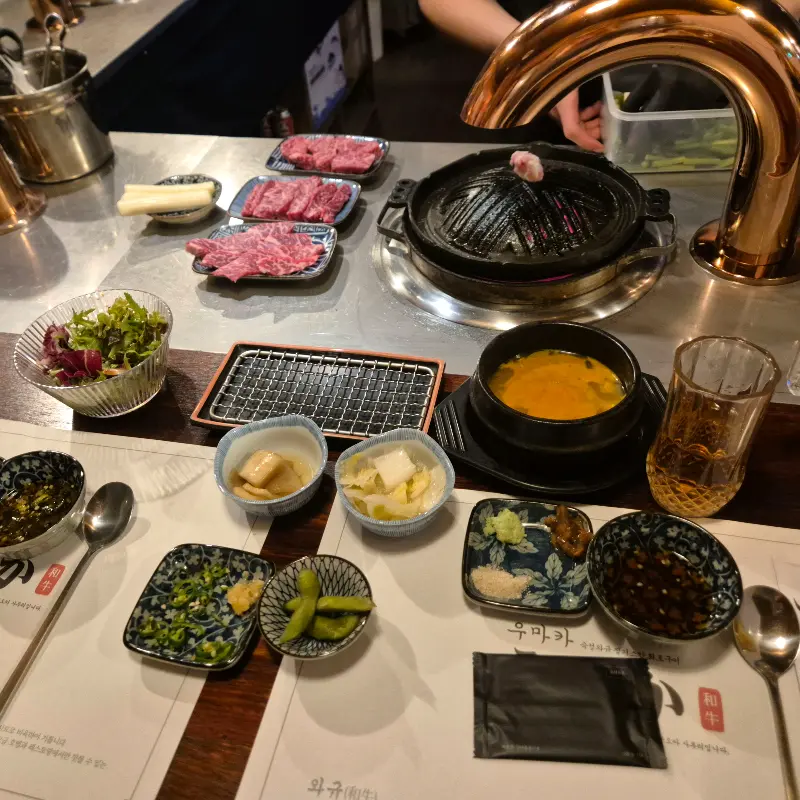 우마카 검단신도시점 테이블 전경