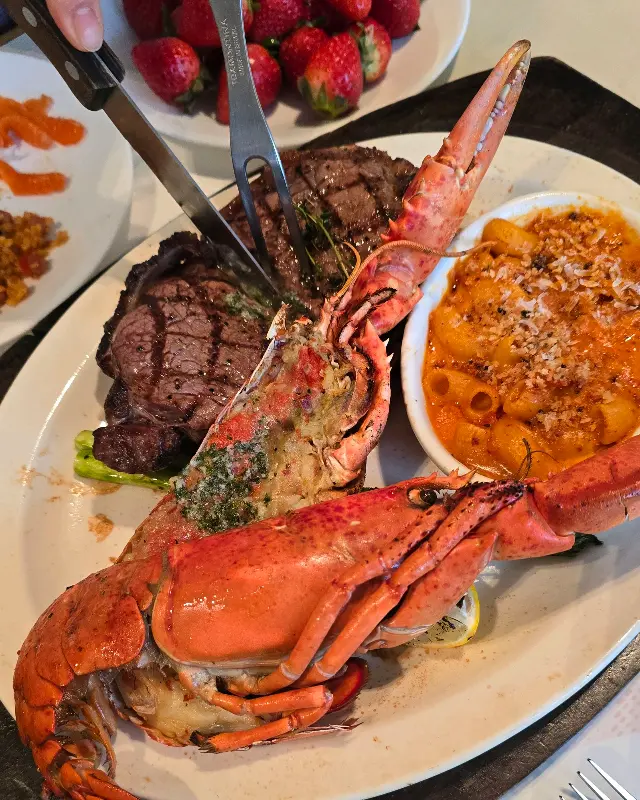 스테이크와 랍스터