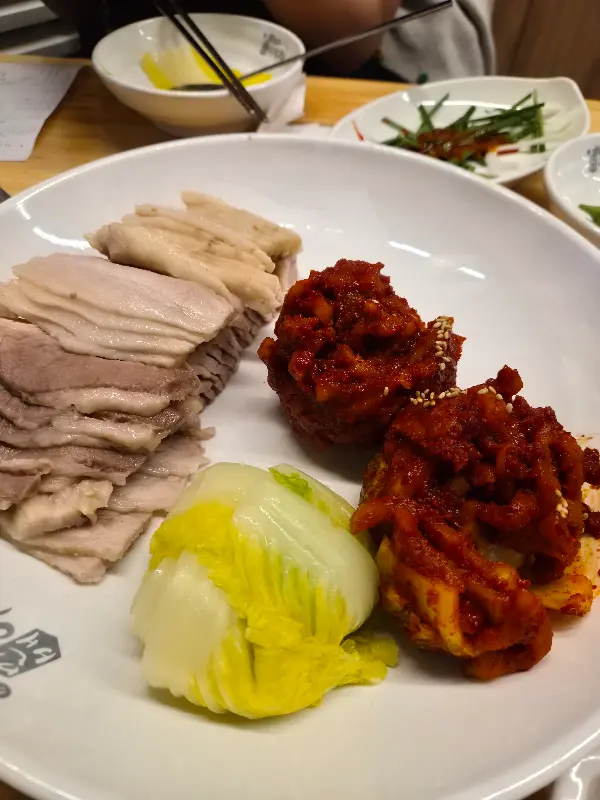 가브리살, 김치, 배추 삼합의 향연