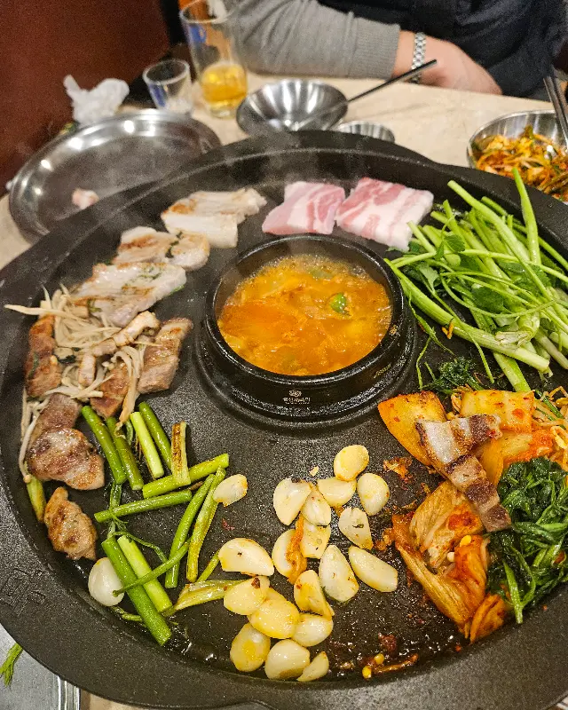 불판 위의 향연