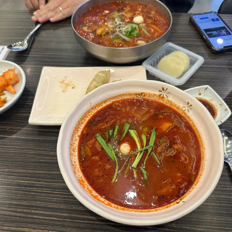 깔끔한 테이블 세팅