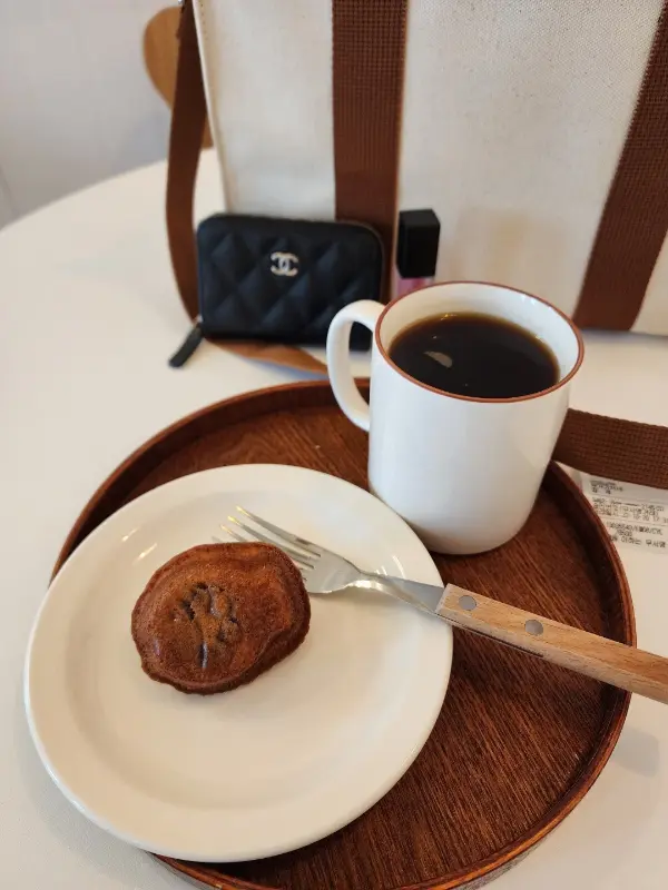 남매점빵의 붕어빵 마들렌과 커피