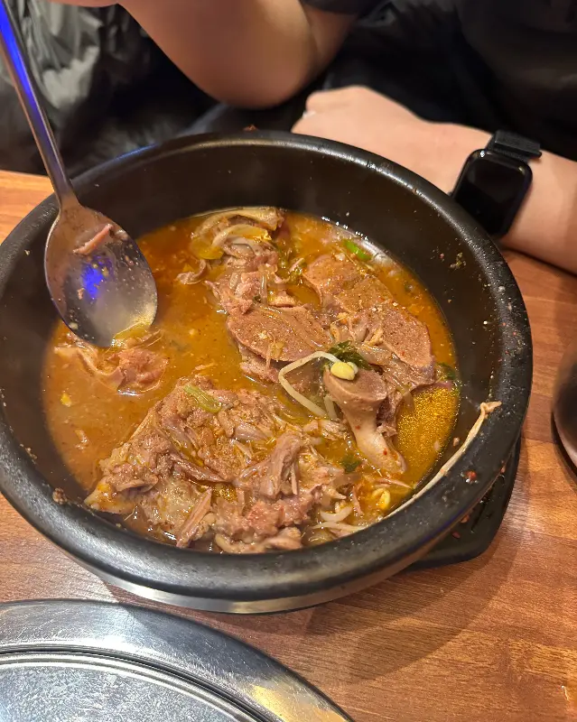 뼈에 붙은 살코기