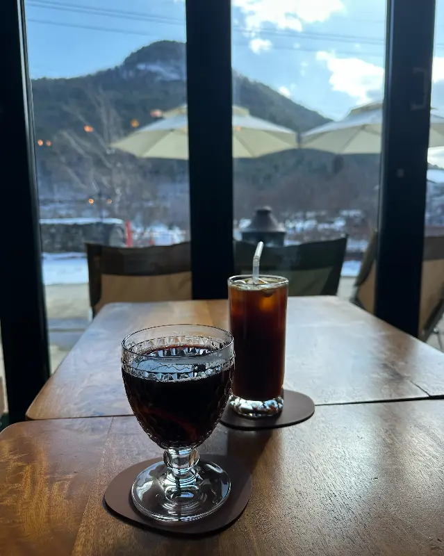 뱅쇼와 아메리카노