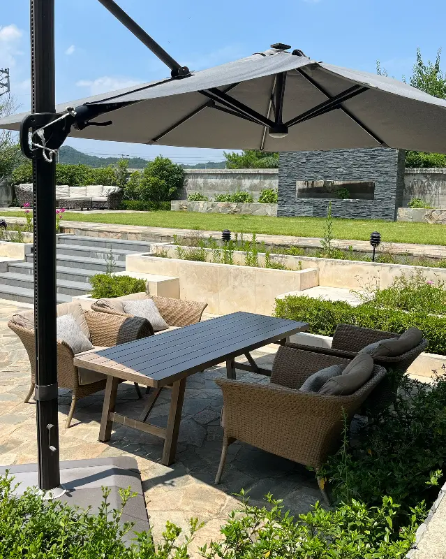 벤자마스 야외 테이블 좌석