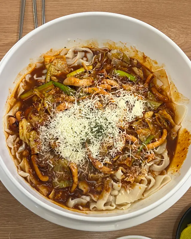 오징어 비빔 칼제비