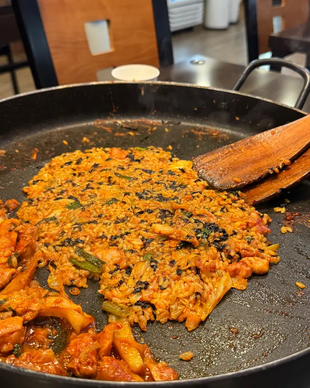 볶음밥 완성된 모습