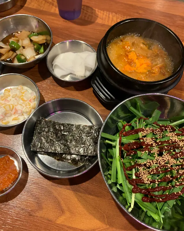 다양한 곁들임 반찬