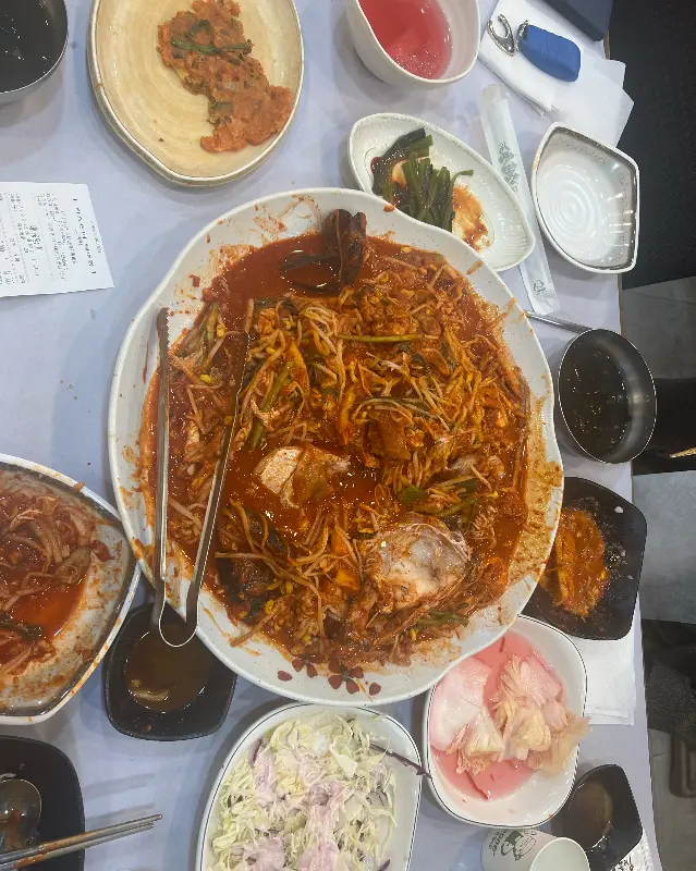 깔끔한 매장 내부