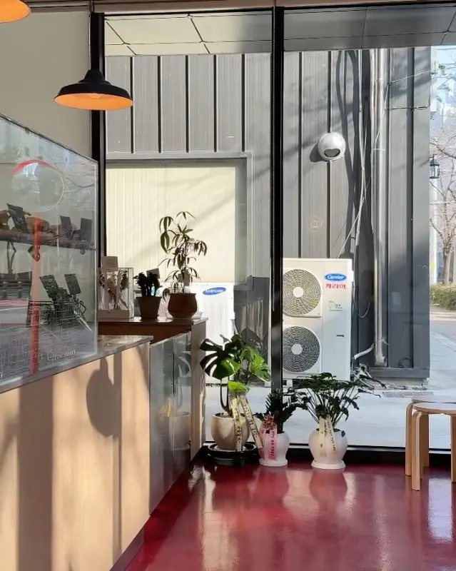 테제 베이커리 내부