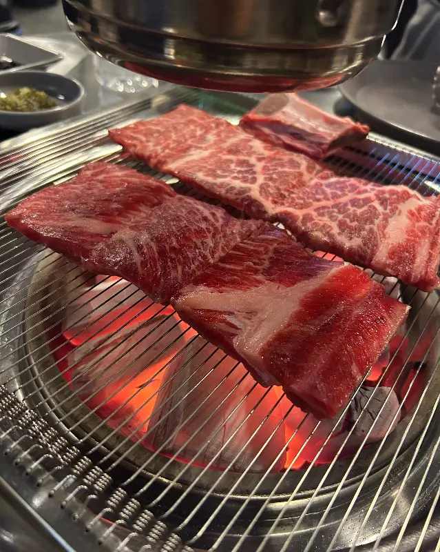 입맛을 돋우는 육회