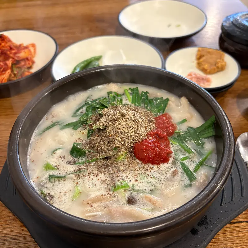 순대국밥의 모습