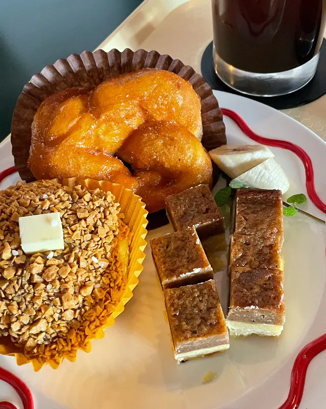 카다이프 도넛과 버터바