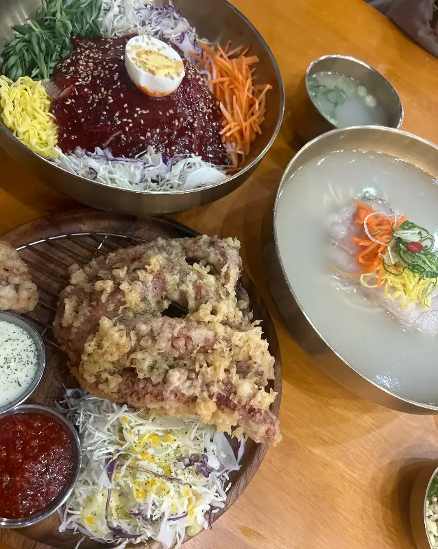 고기국수와 비빔국수