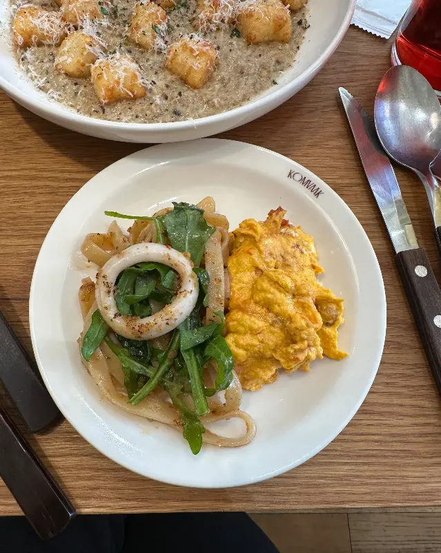 감자 뇨끼와 오징어 파스타