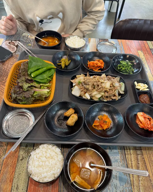 푸짐한 한 상 차림