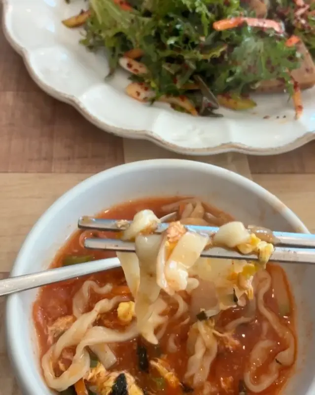 장칼국수와 도토리묵