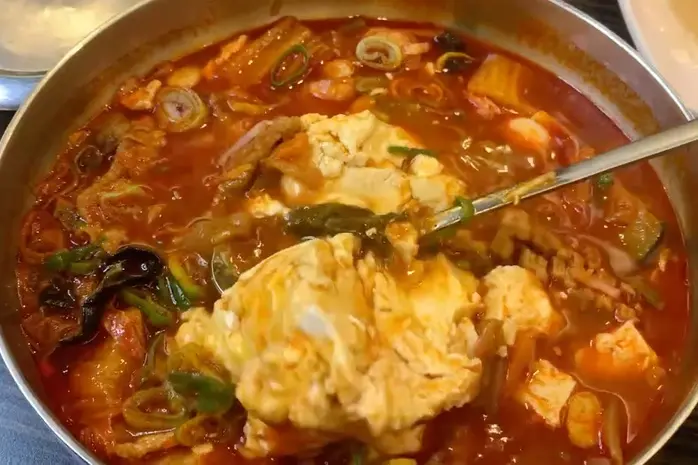 순두부가 듬뿍 들어간 짬뽕