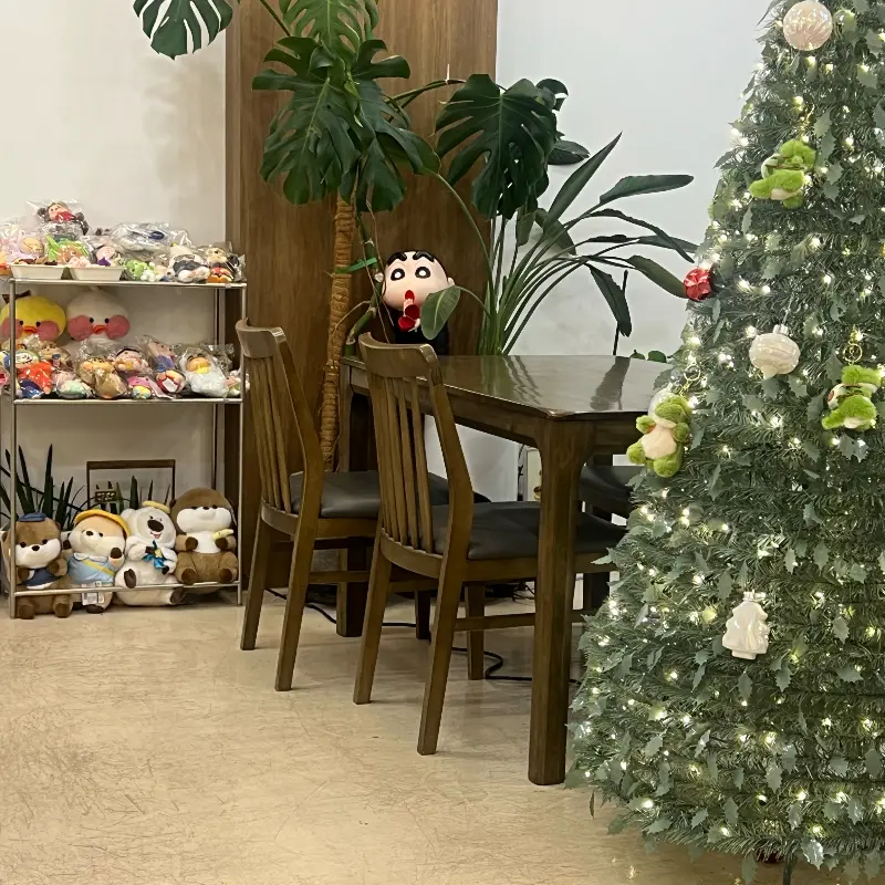 크리스마스 분위기가 느껴지는 5959카페 내부