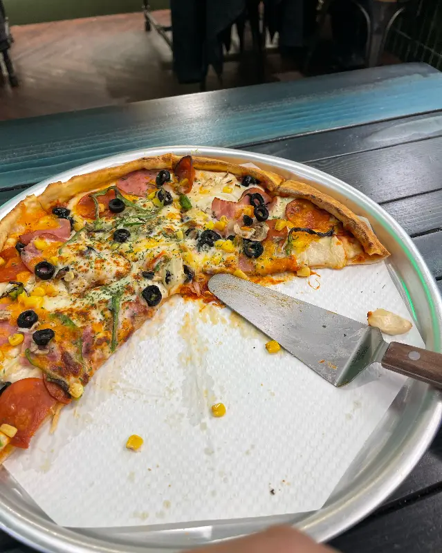 피자와 함께 제공되는 소스