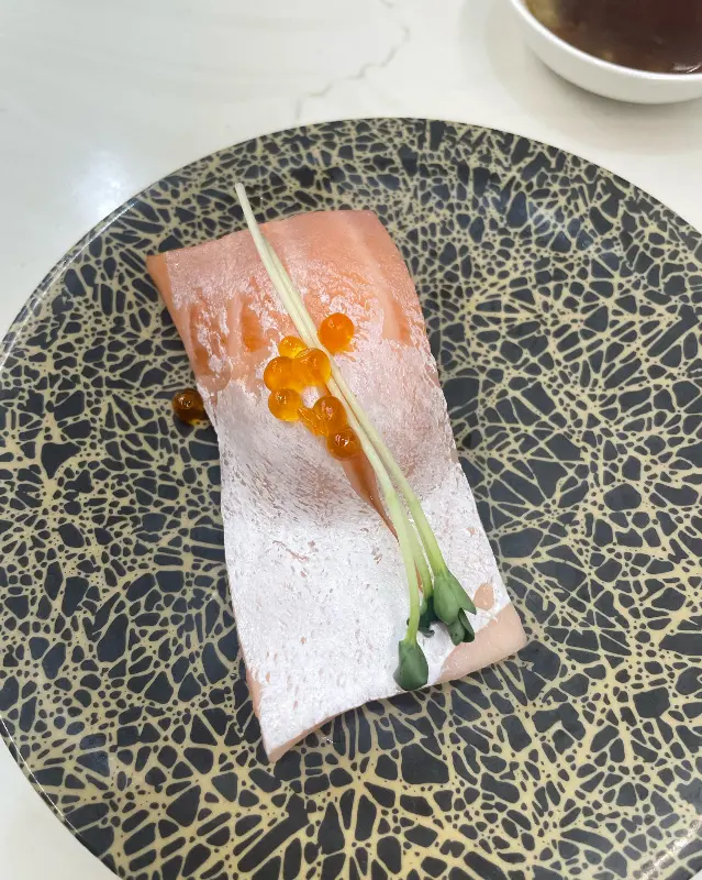 구운 연어 초밥