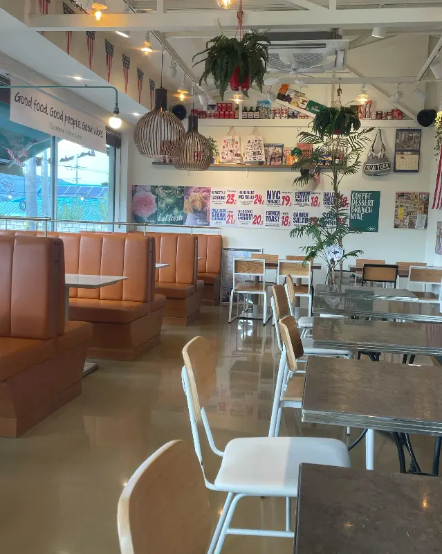 카페 내부 좌석