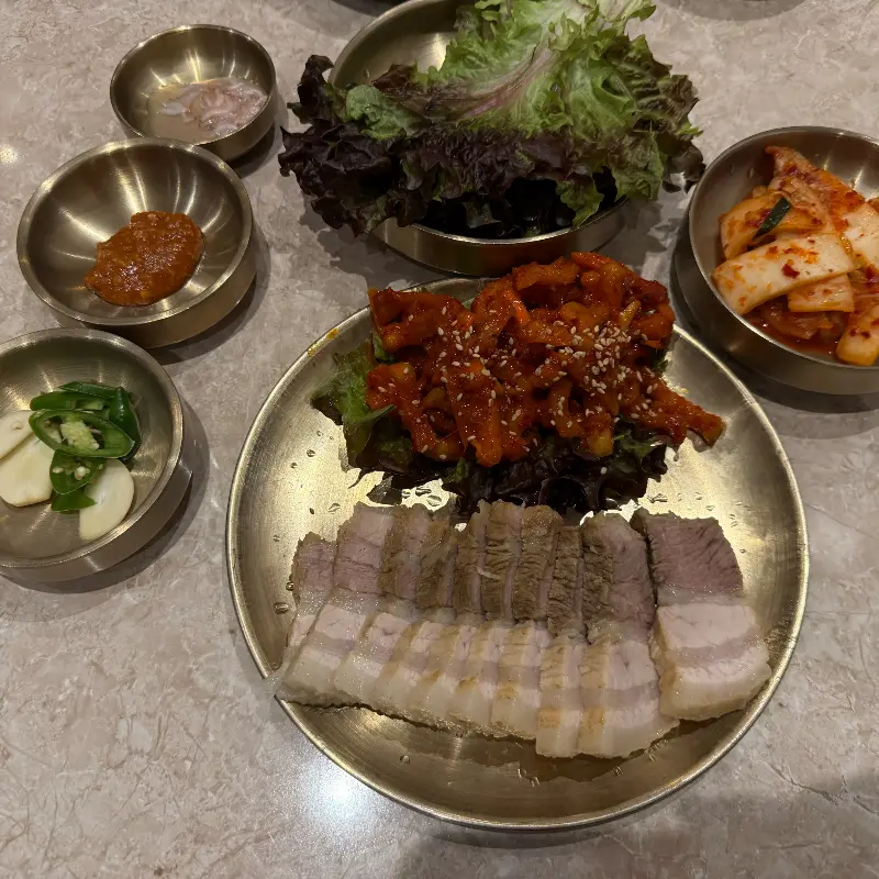 보쌈정식 메인 메뉴