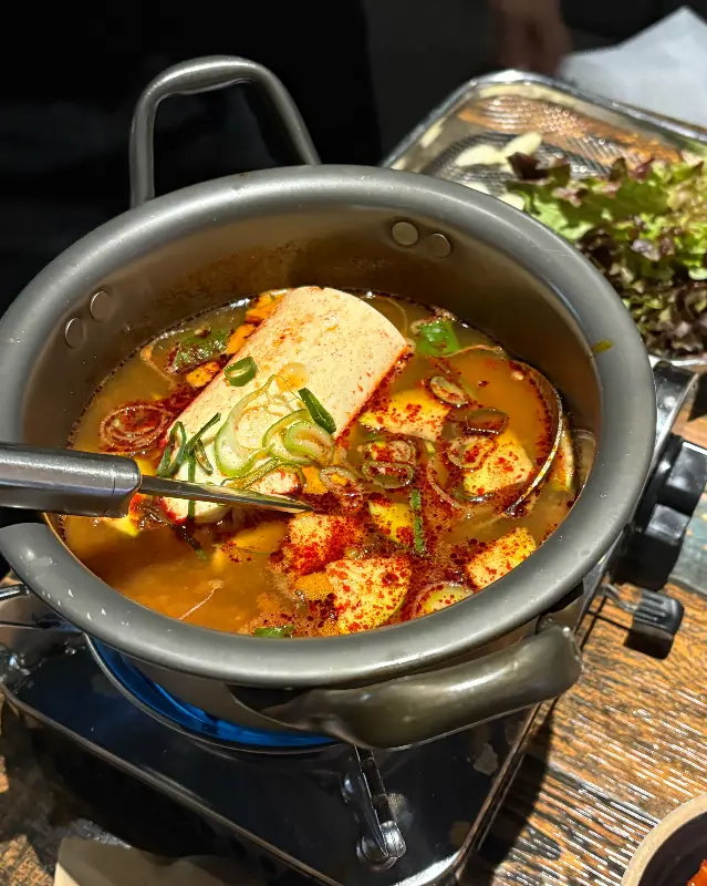 맛있는 족발 한 점