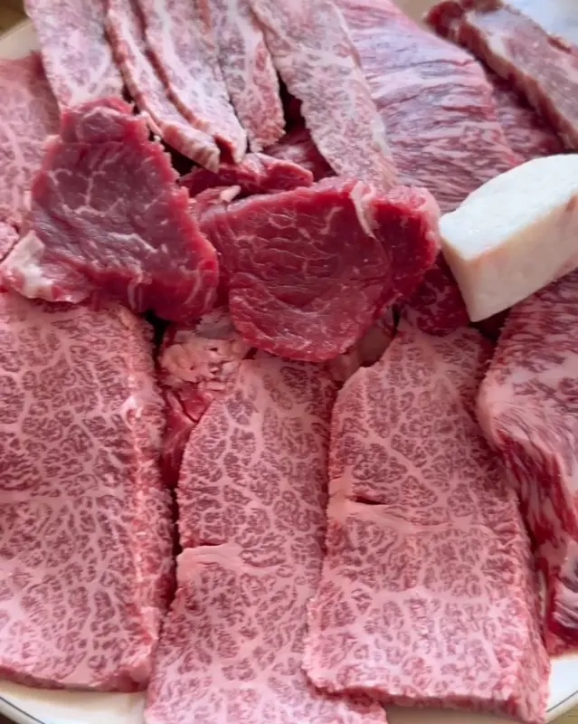 마블링이 예술인 한우