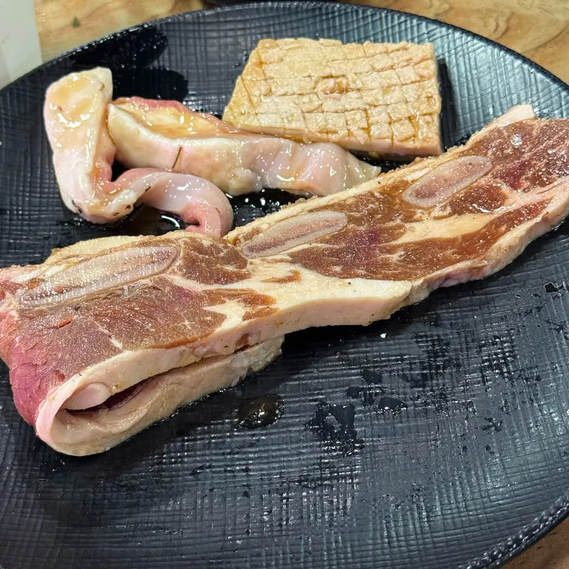 윤기가 흐르는 LA갈비