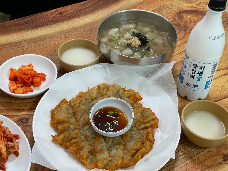 옹심이칼국수와 감자전